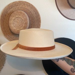 Lack of Color- Stiff brim wool. Size Small